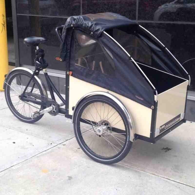 Christiania Bikes Light Black and White