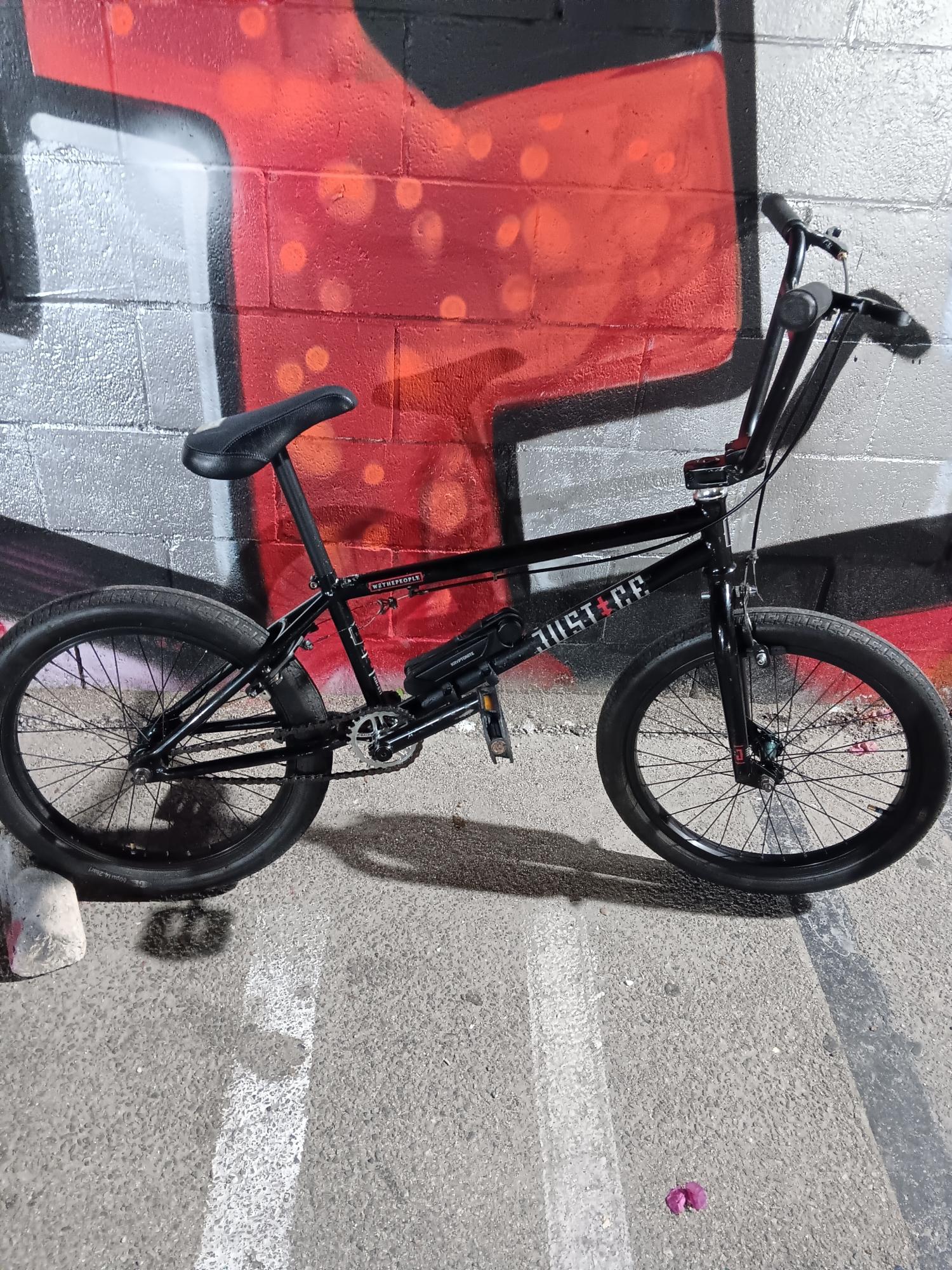 WeThePeople HBQZG60129 Black