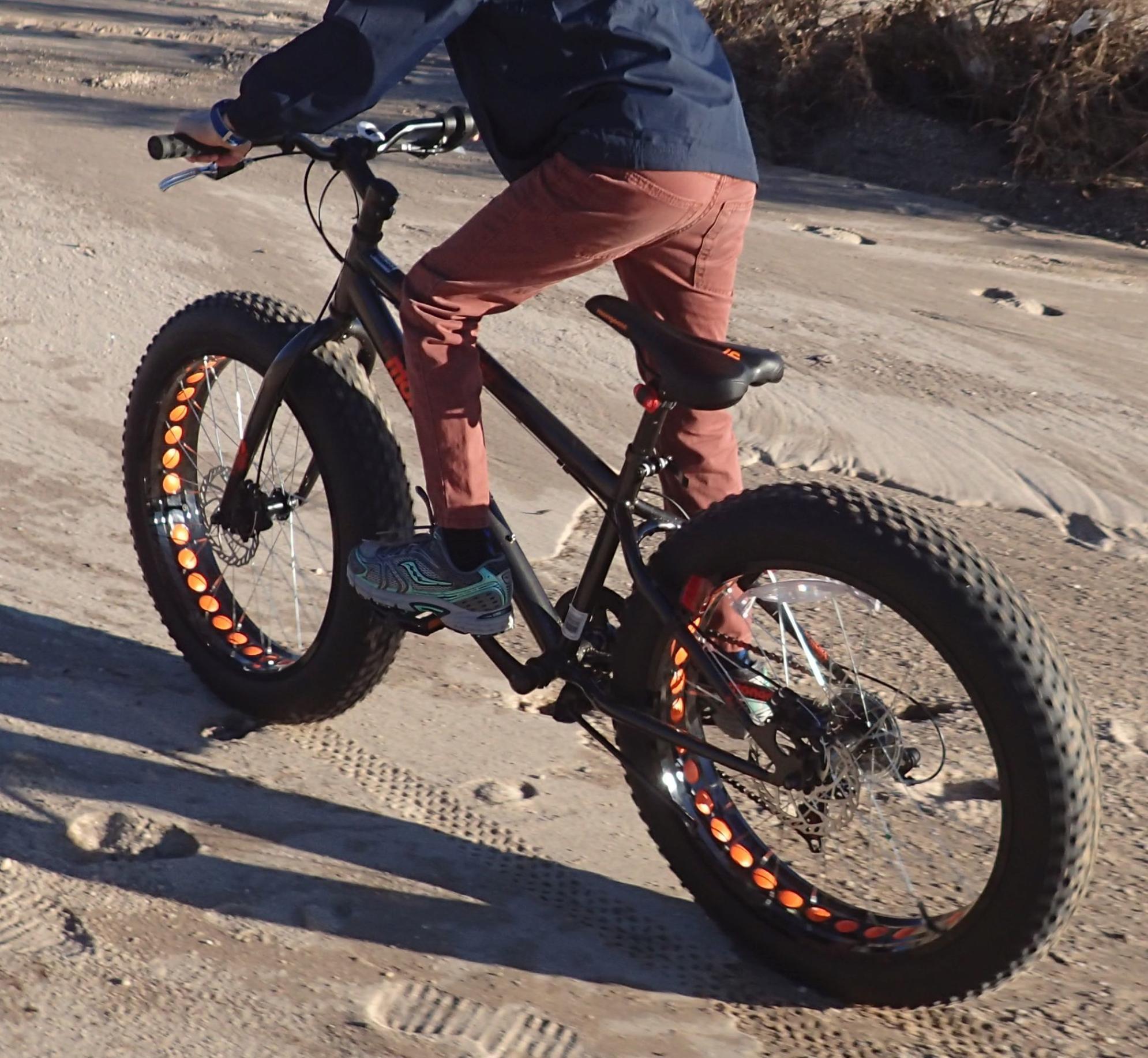 2015 Mongoose Logan Silver or Gray