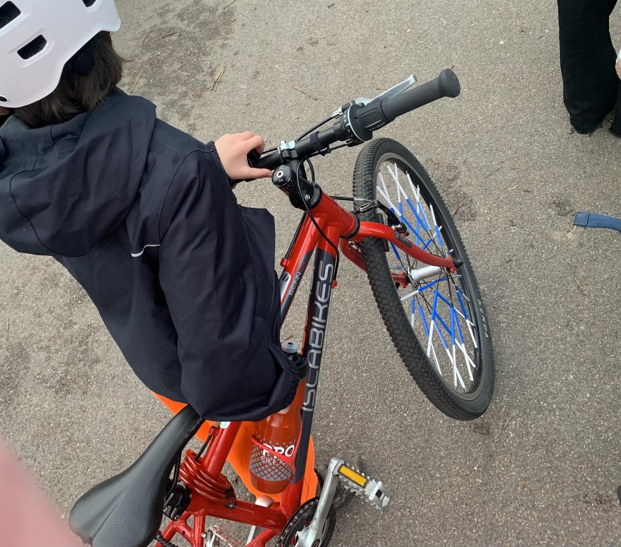 2012 Islabikes Beinn 24 Red