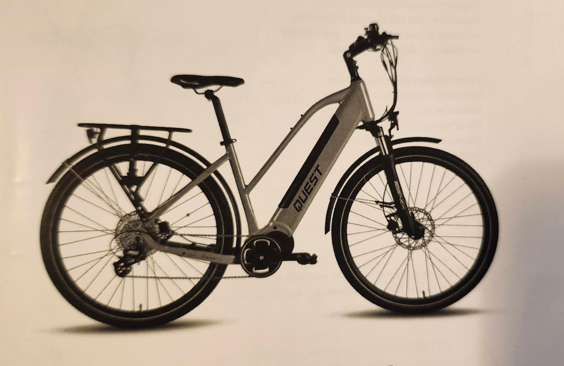 2021 Quest Mid Motor Silver, gray or bare metal