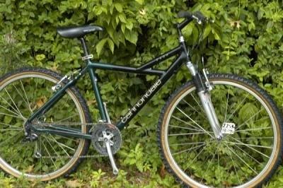1998 Cannondale F400 Black and Green