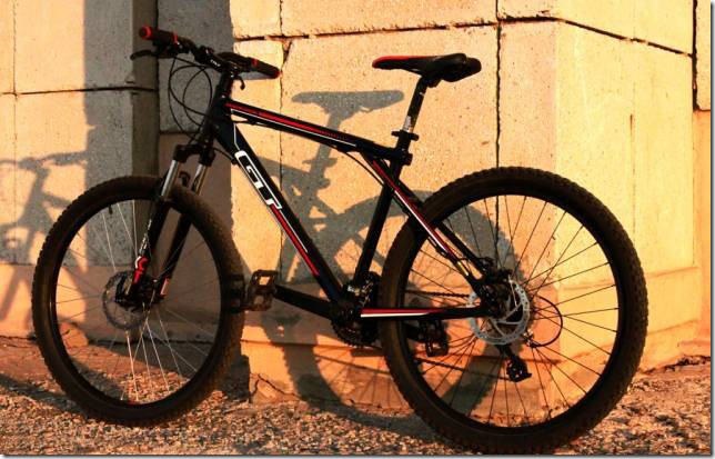2012 GT Bicycles Aggressor Black