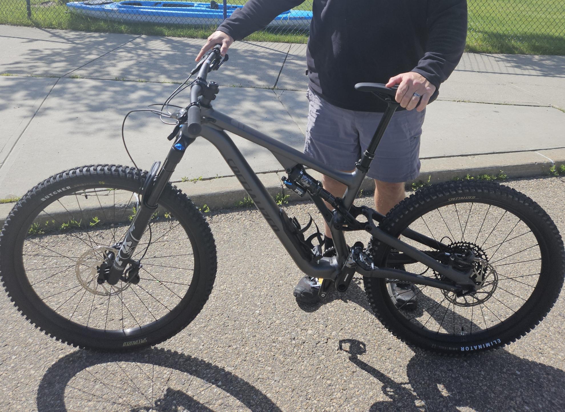 2024 Specialized 2024 Silver, gray or bare metal