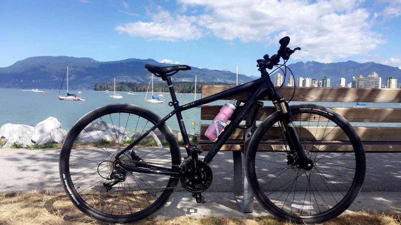 2016 Cannondale 700 M Quick CX 3 MD Black