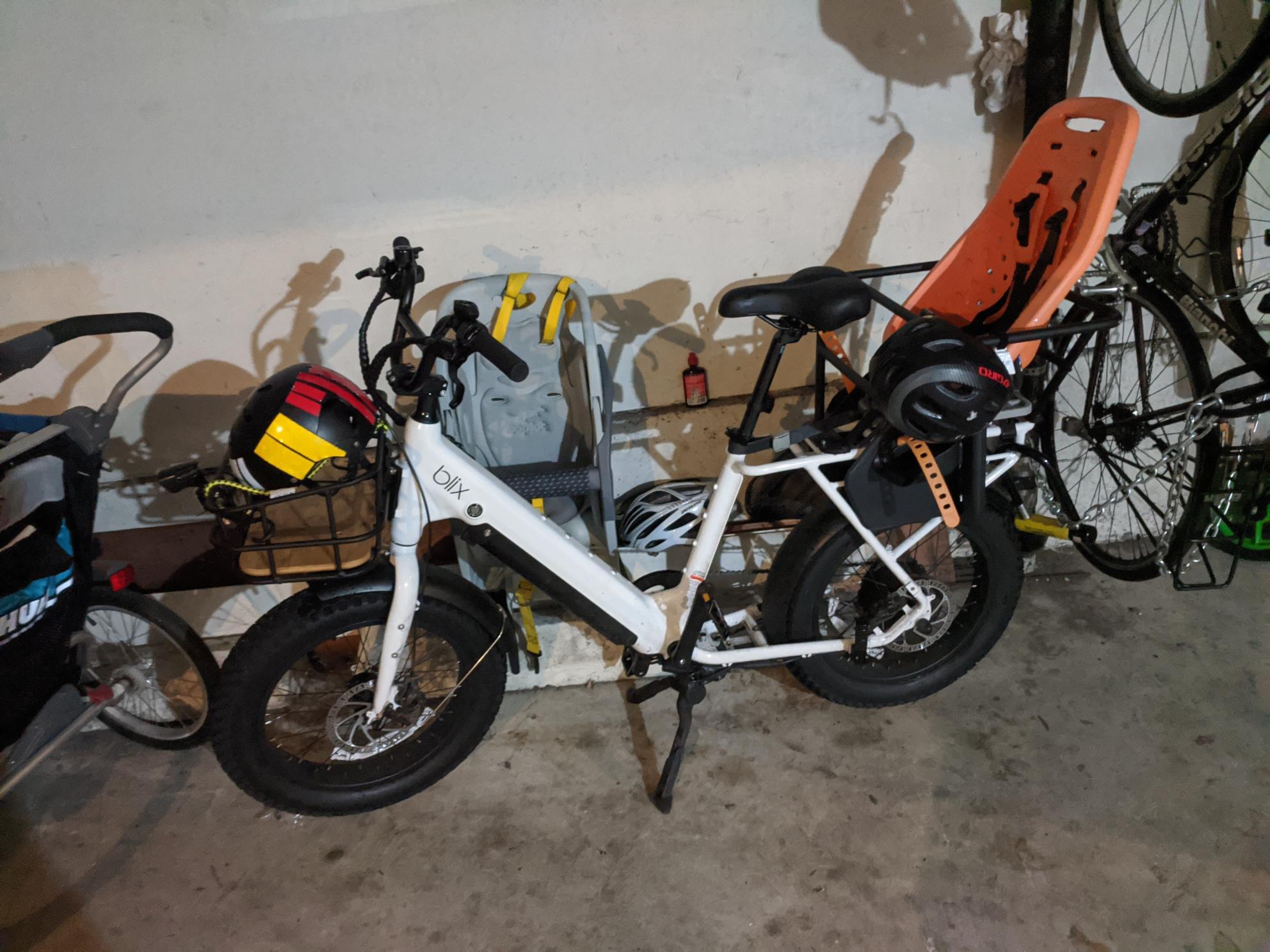 2022 Blix Dubbel cargo bike rear (e.g. longtail) White