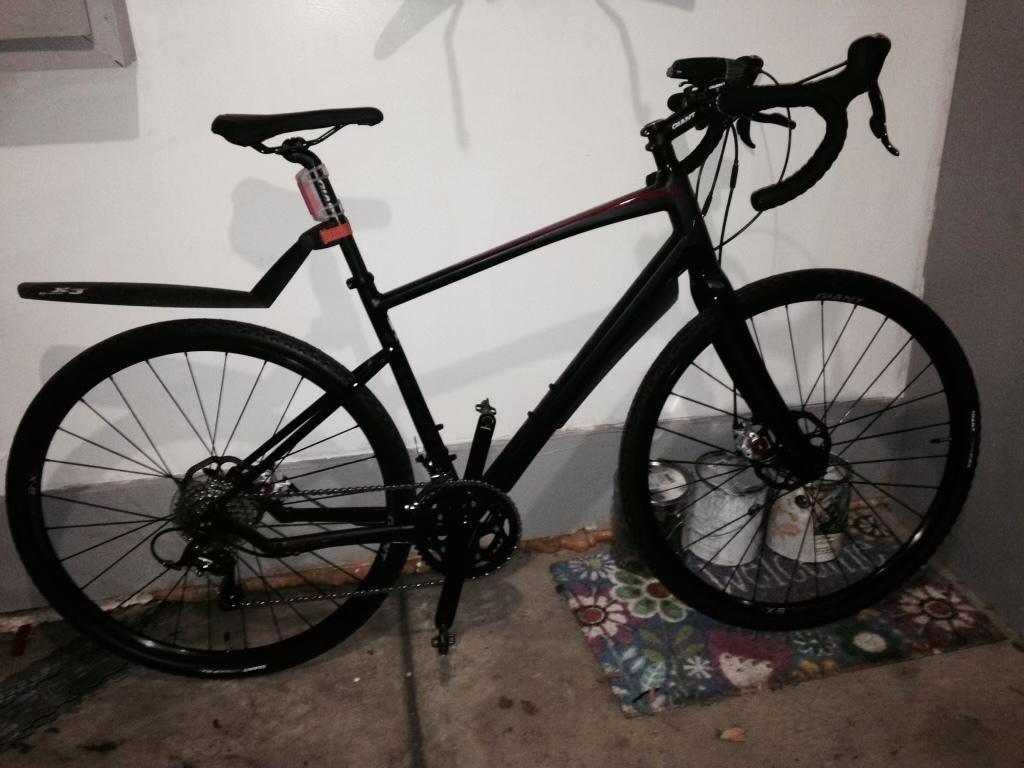 2014 Giant Revolt 0 Black