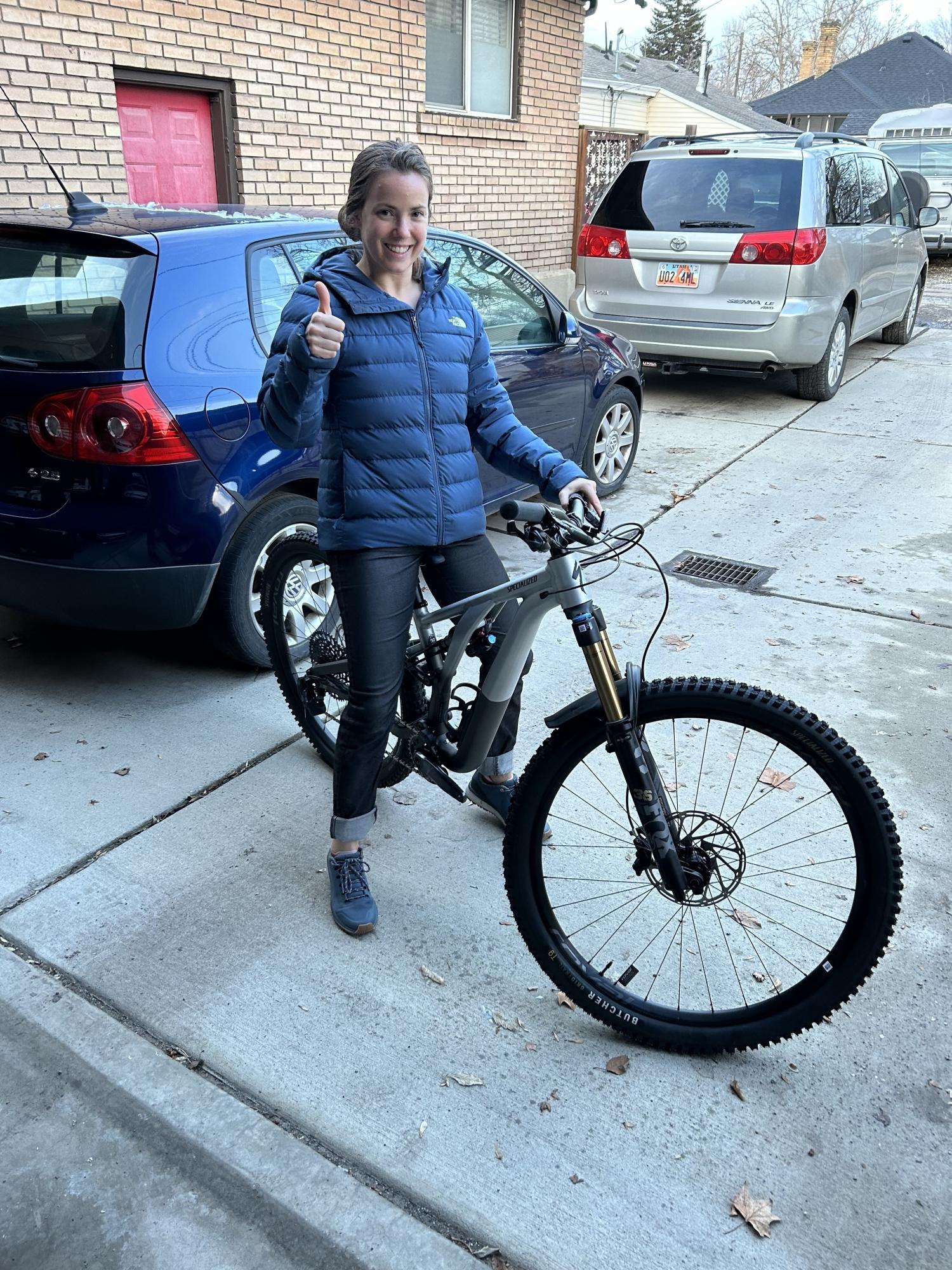 2023 Specialized Stumpjumper EVO Elite Alloy Silver, gray or bare metal and Green