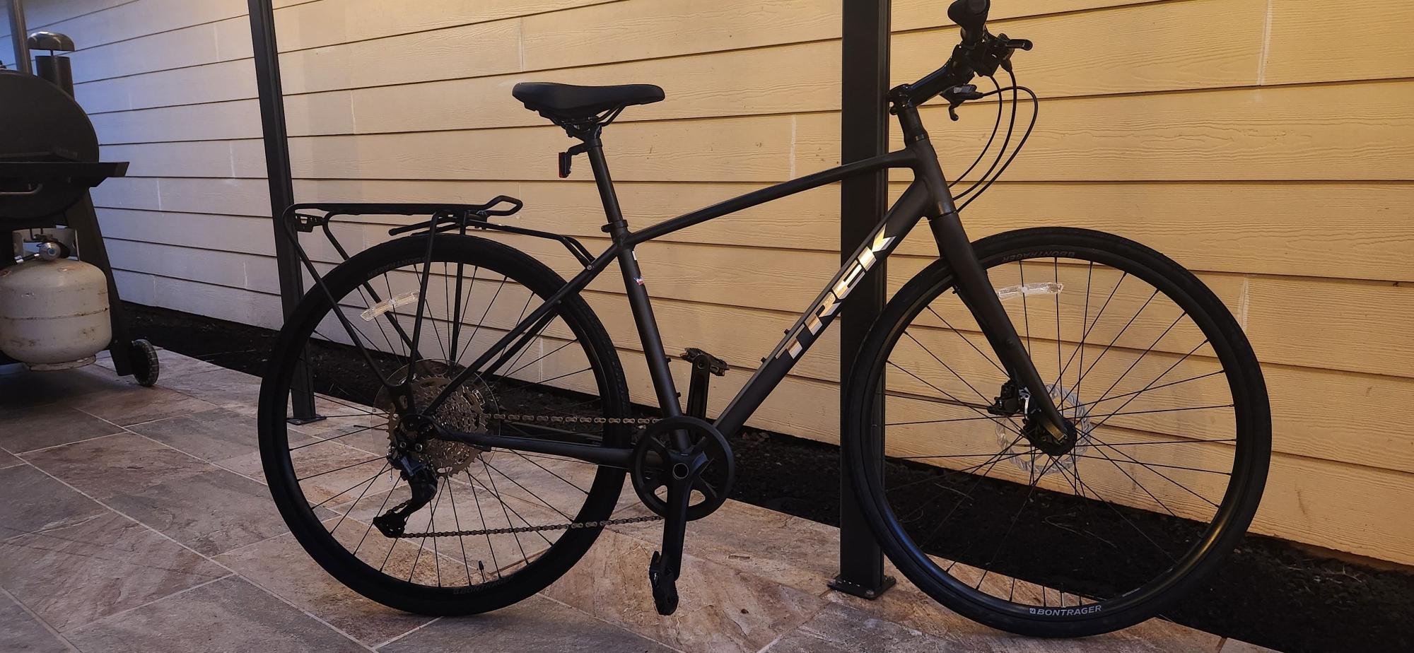 2022 Trek FX-3 Disc Silver, gray or bare metal