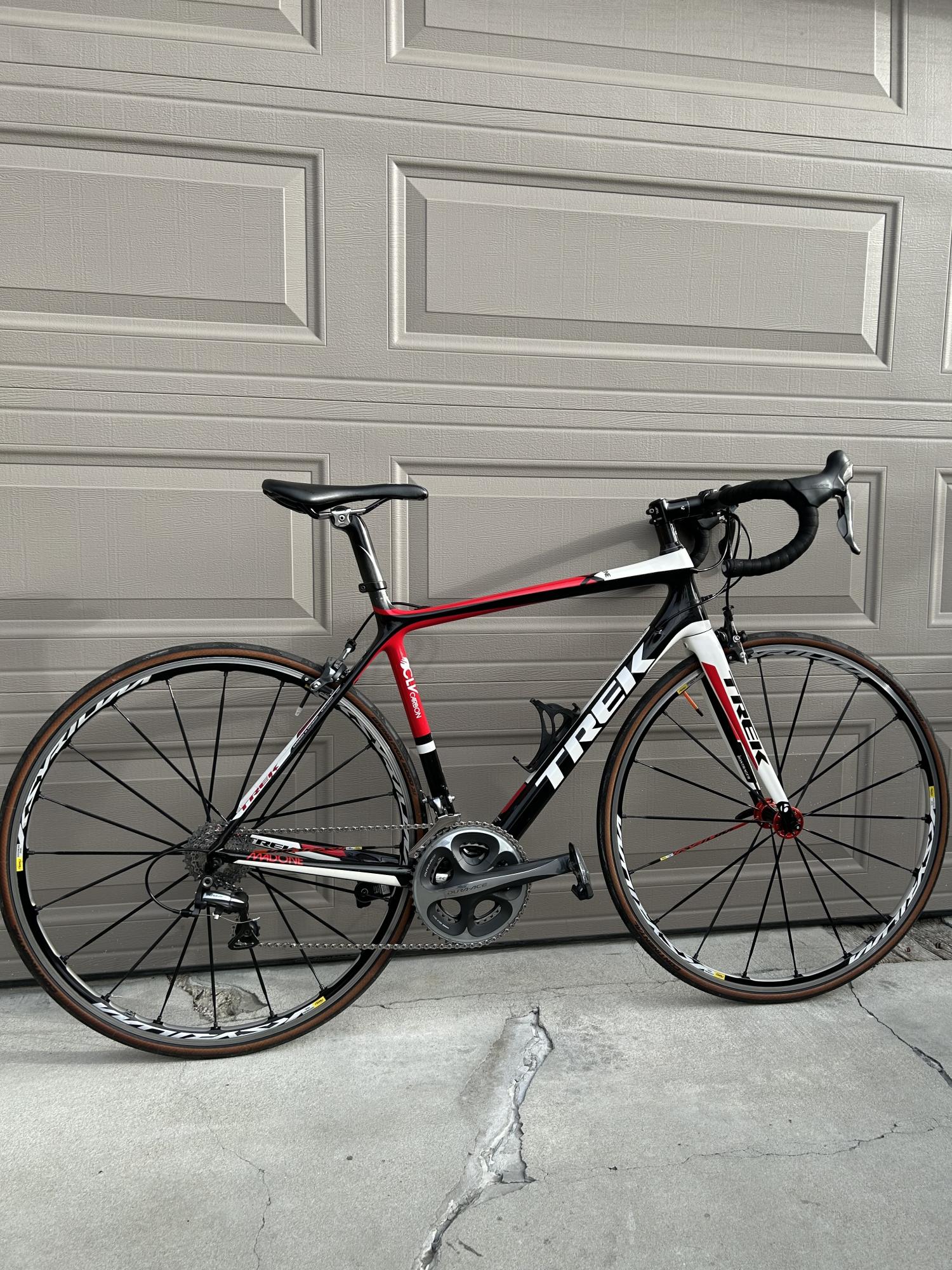 2012 Trek Madone 6 Red, Black, and White