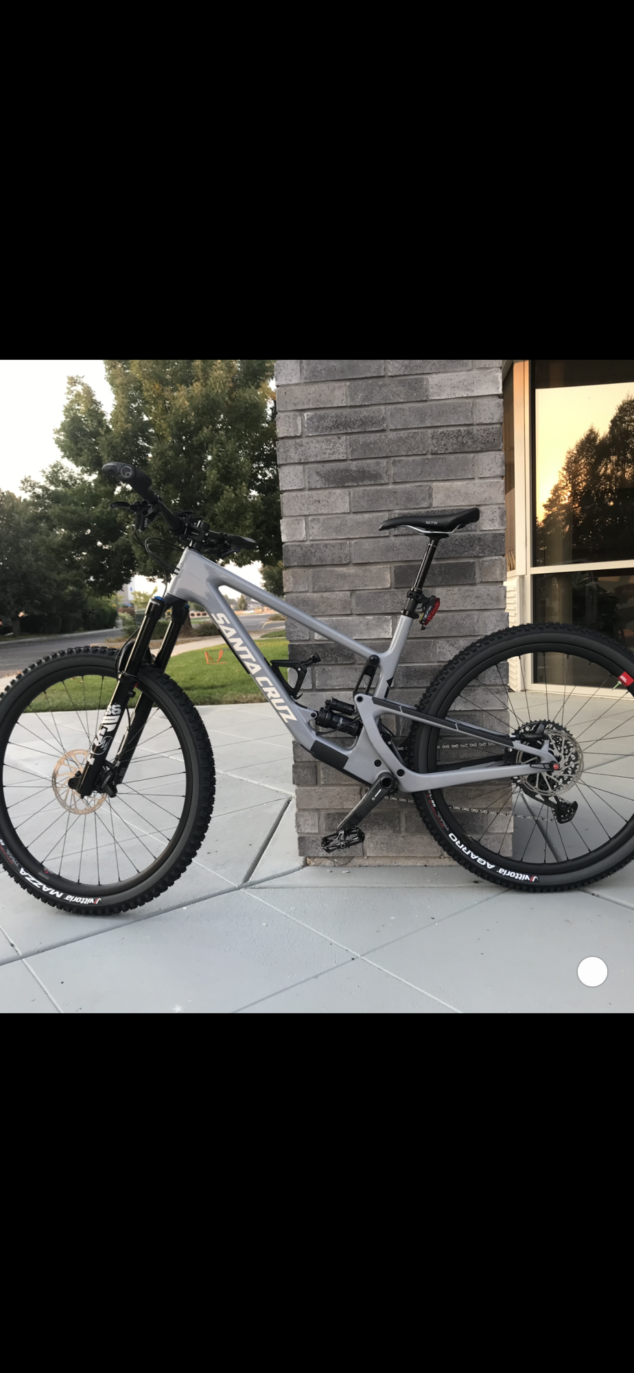 2021 Santa Cruz Hightower Silver, gray or bare metal