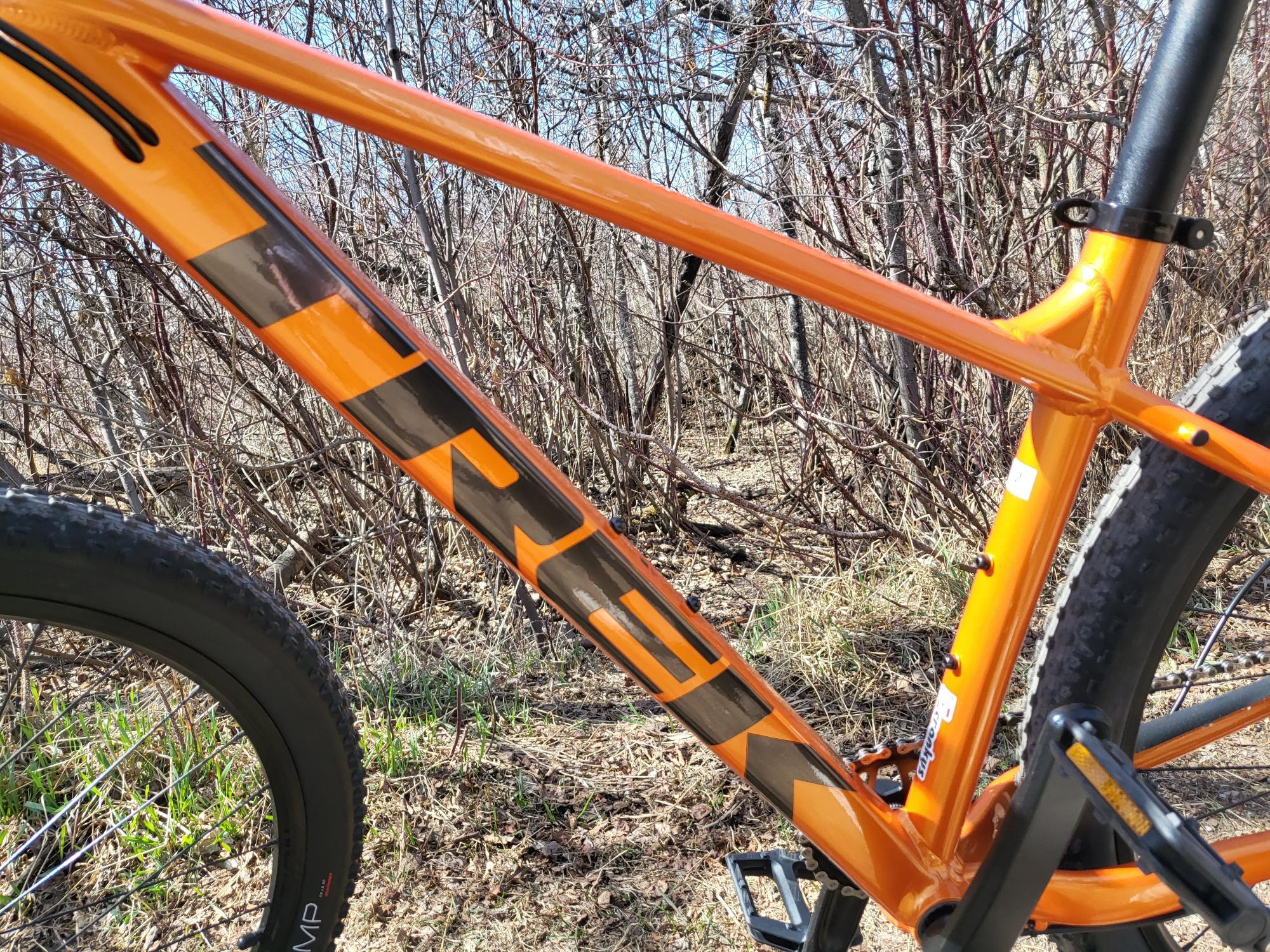 2023 Trek Alpha Silver Aluminum Orange