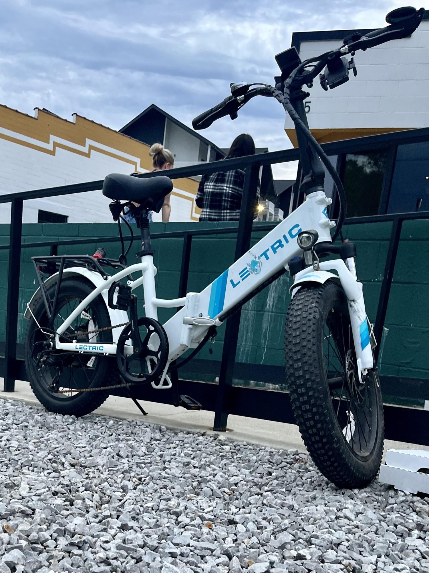 2022 Lectric eBikes XP 2.0 step through White