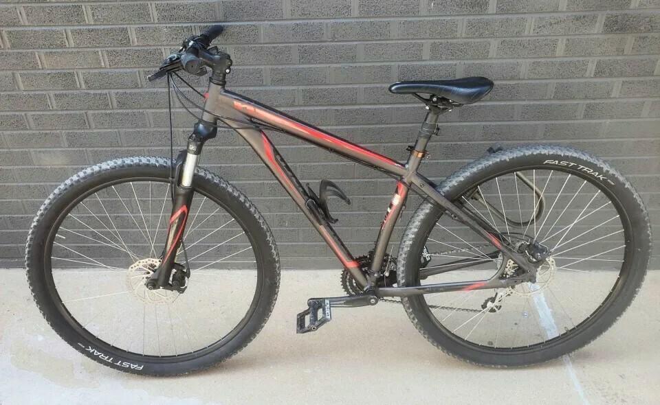 2014 Specialized Hardrock Disc 29 Black and Red