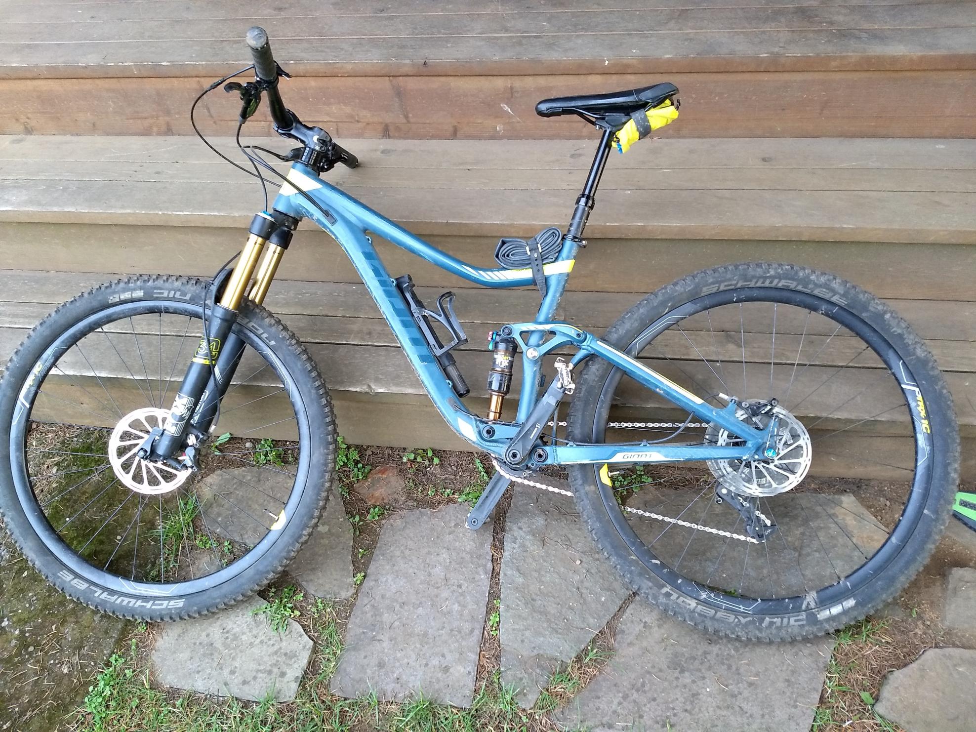 2016 Giant Trance 2 Blue