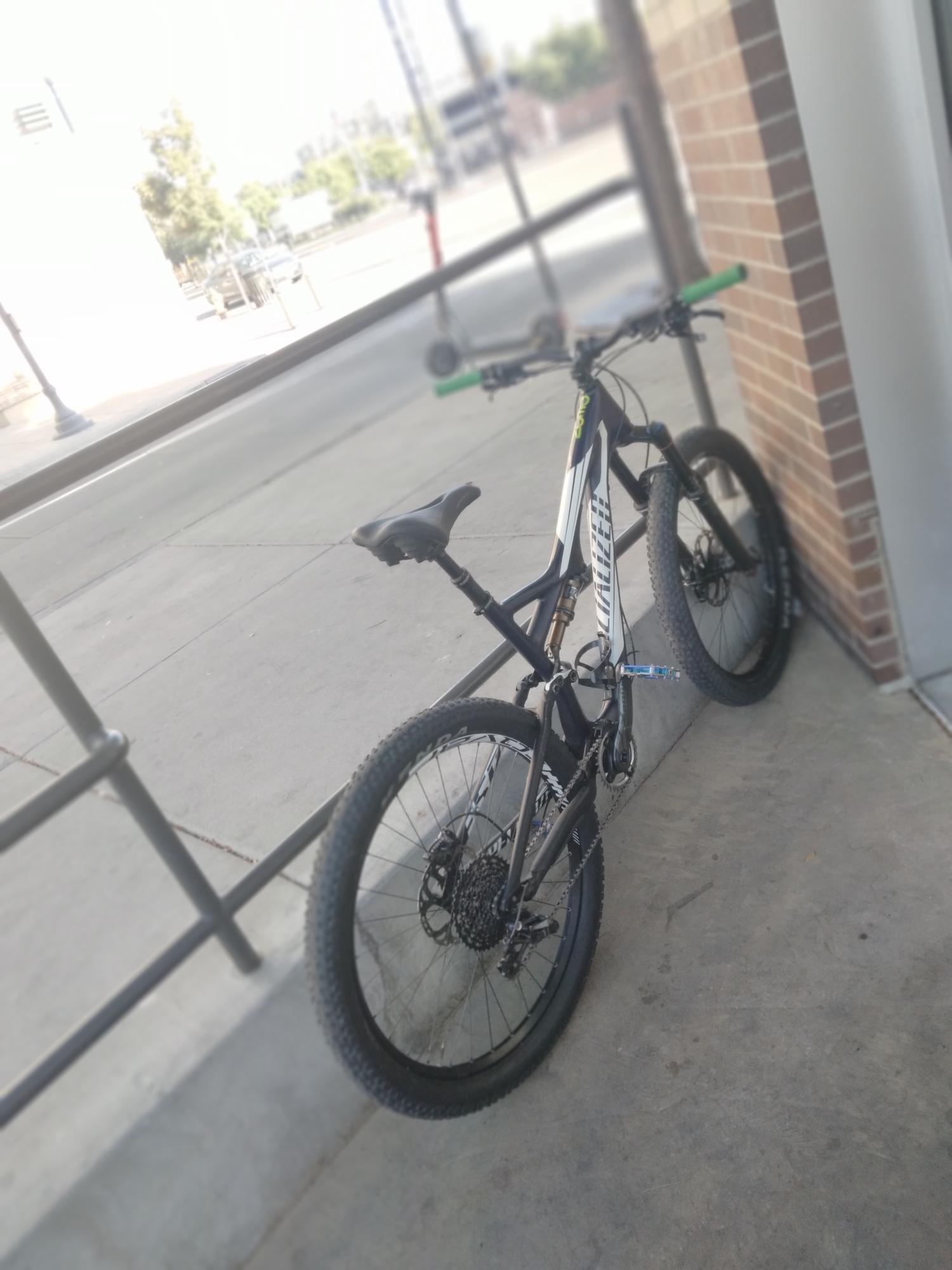 2014 Specialized Stumpjumper FSR Expert Carbon EVO Blue