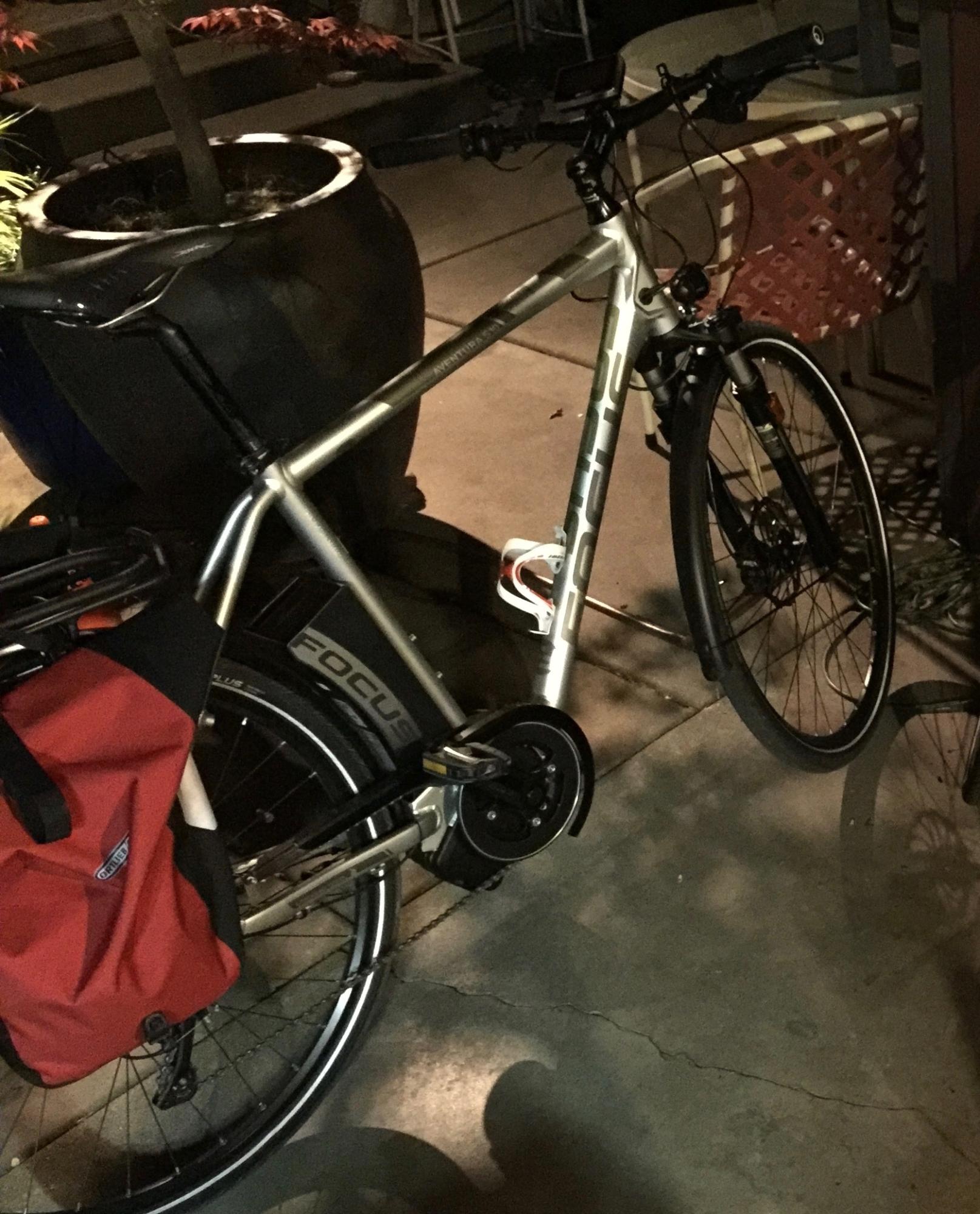 Focus Aventura Silver or Gray