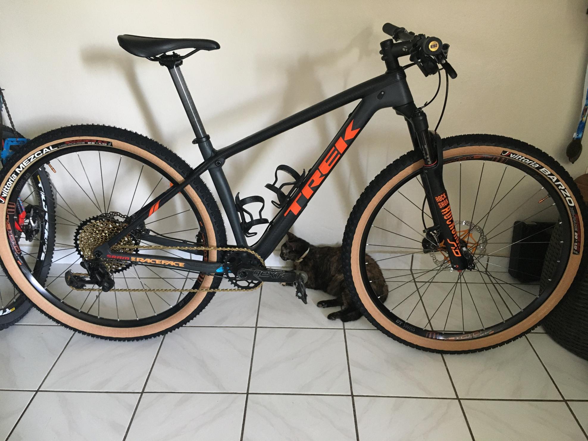 2018 Trek Procaliber Silver, gray or bare metal y Orange