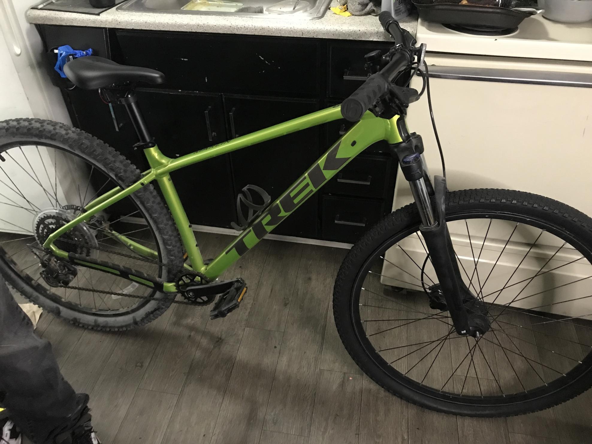 2019 Trek Trek Marin 5 Green