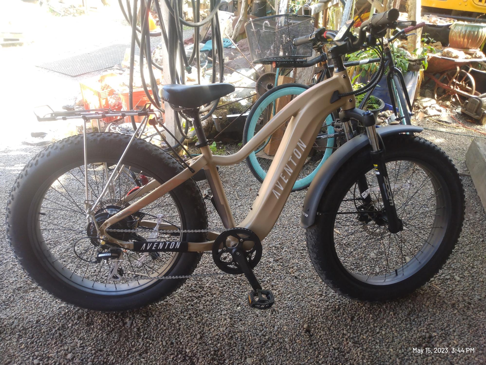 2022 Aventón Aventure1 Brown