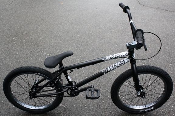 WeThePeople crysis Black