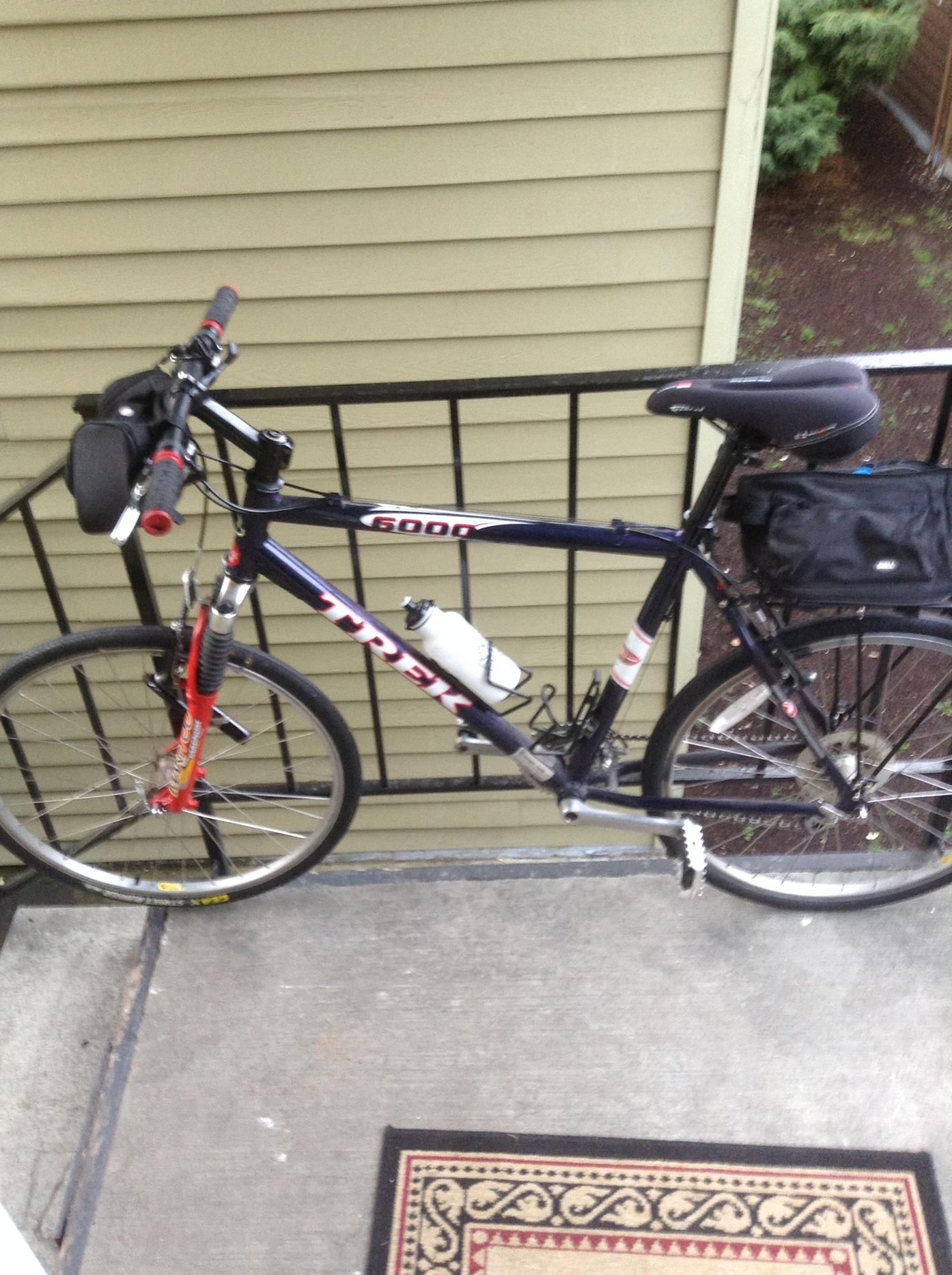 2000 Trek 6000  Blue and Red