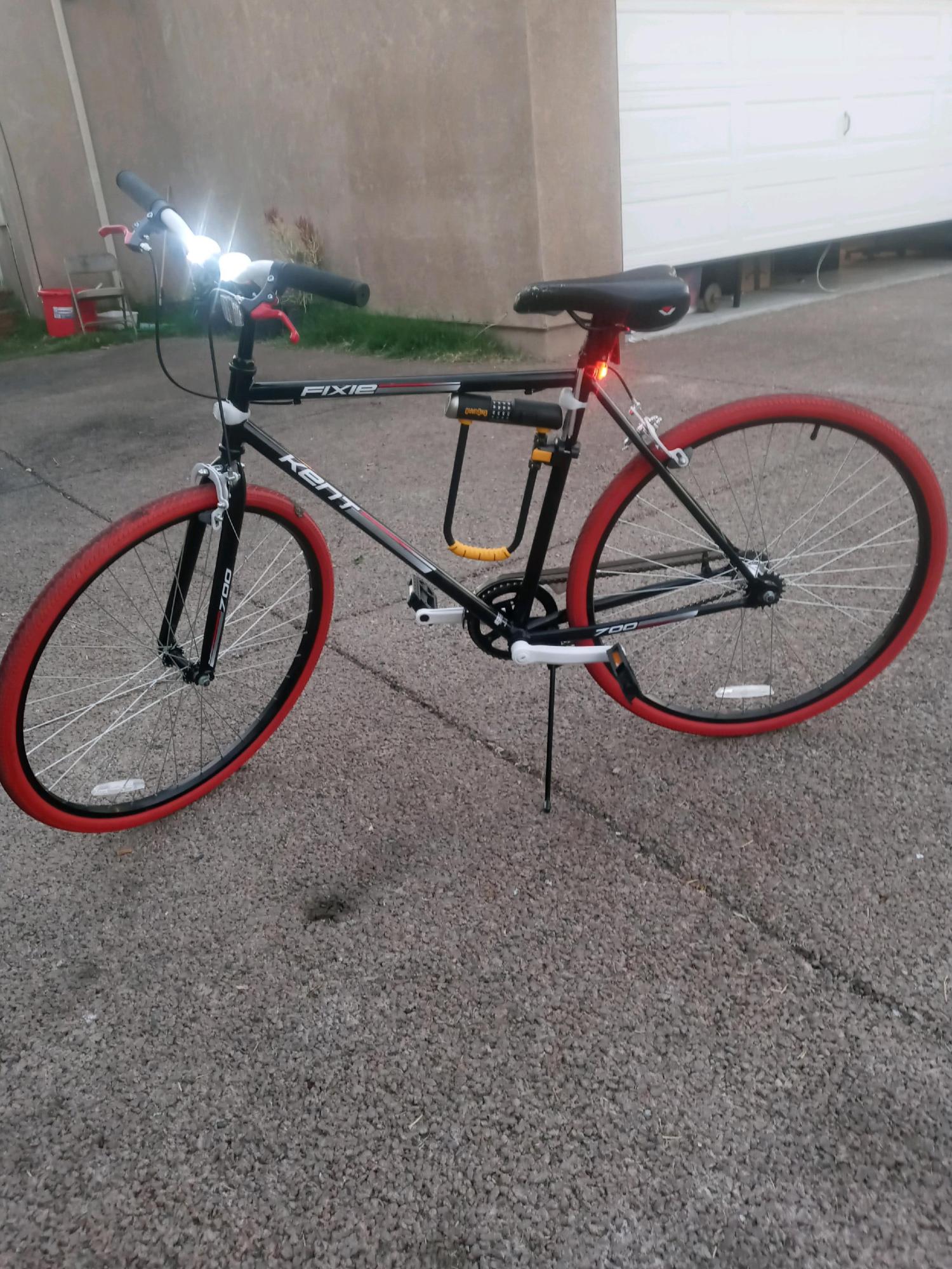 2017 Kent 700 C Thruster Fixie Black