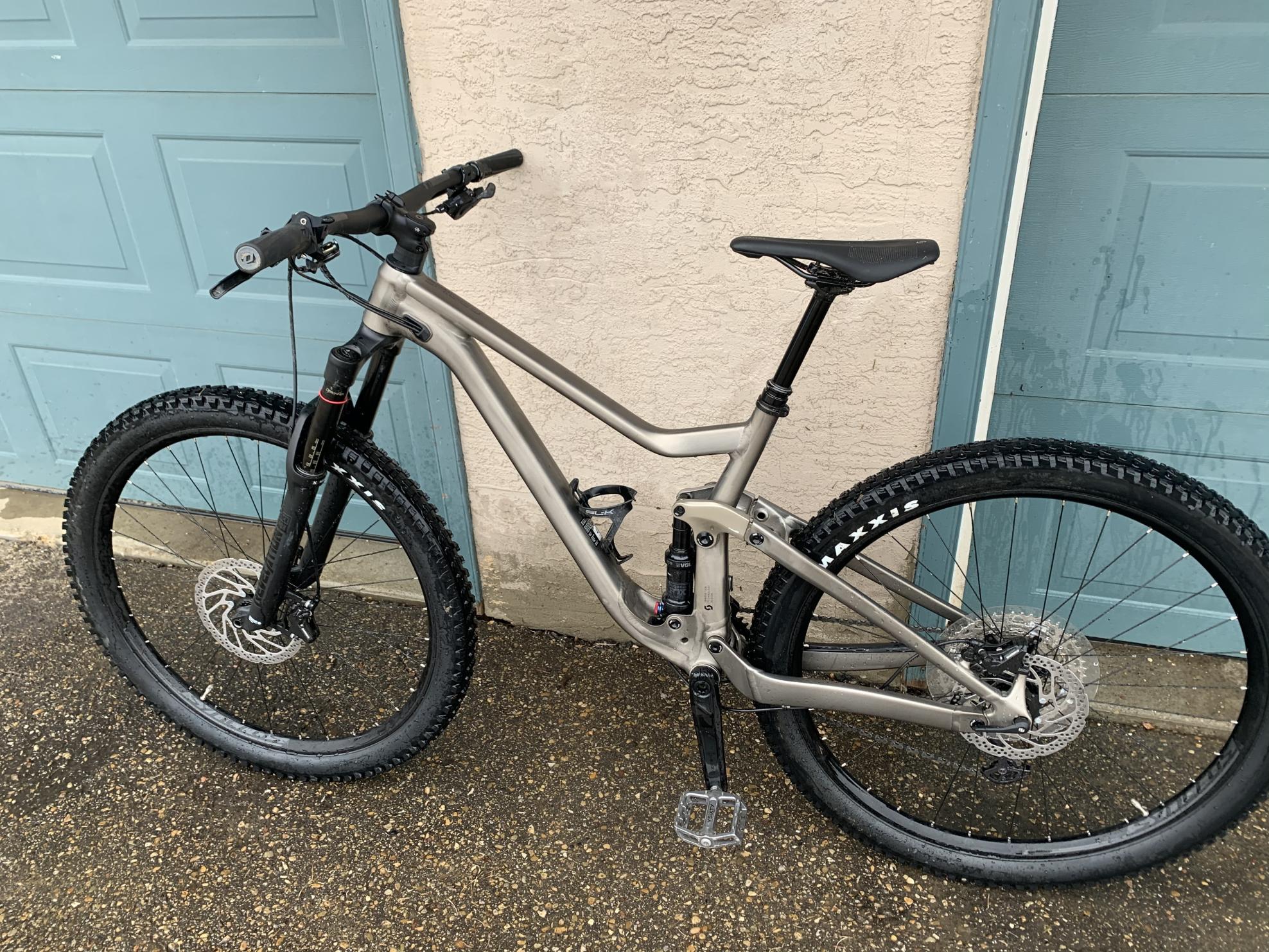 2021 SCOTT Genius 950 Green