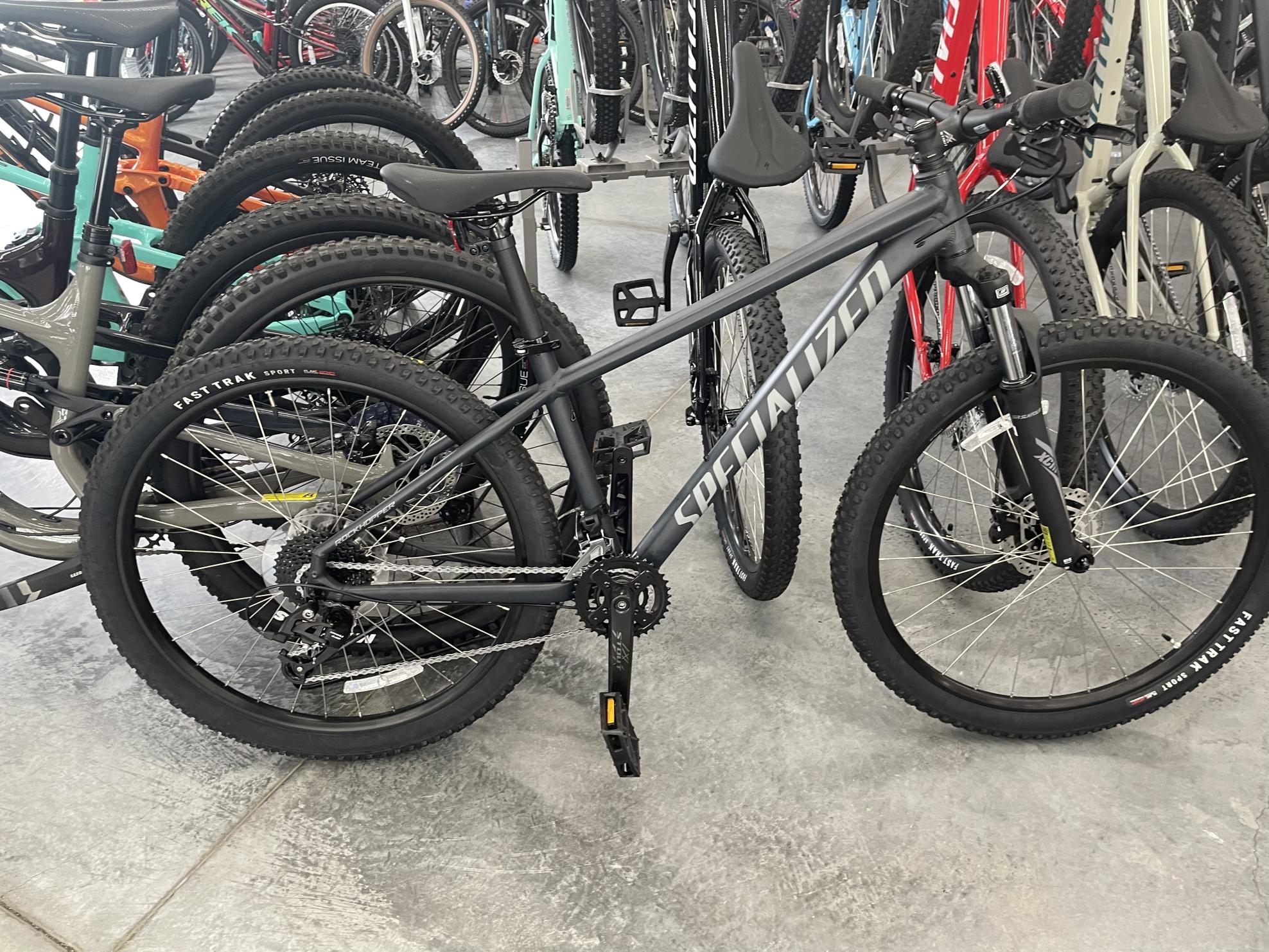 2021 Rockhopper Medium Black