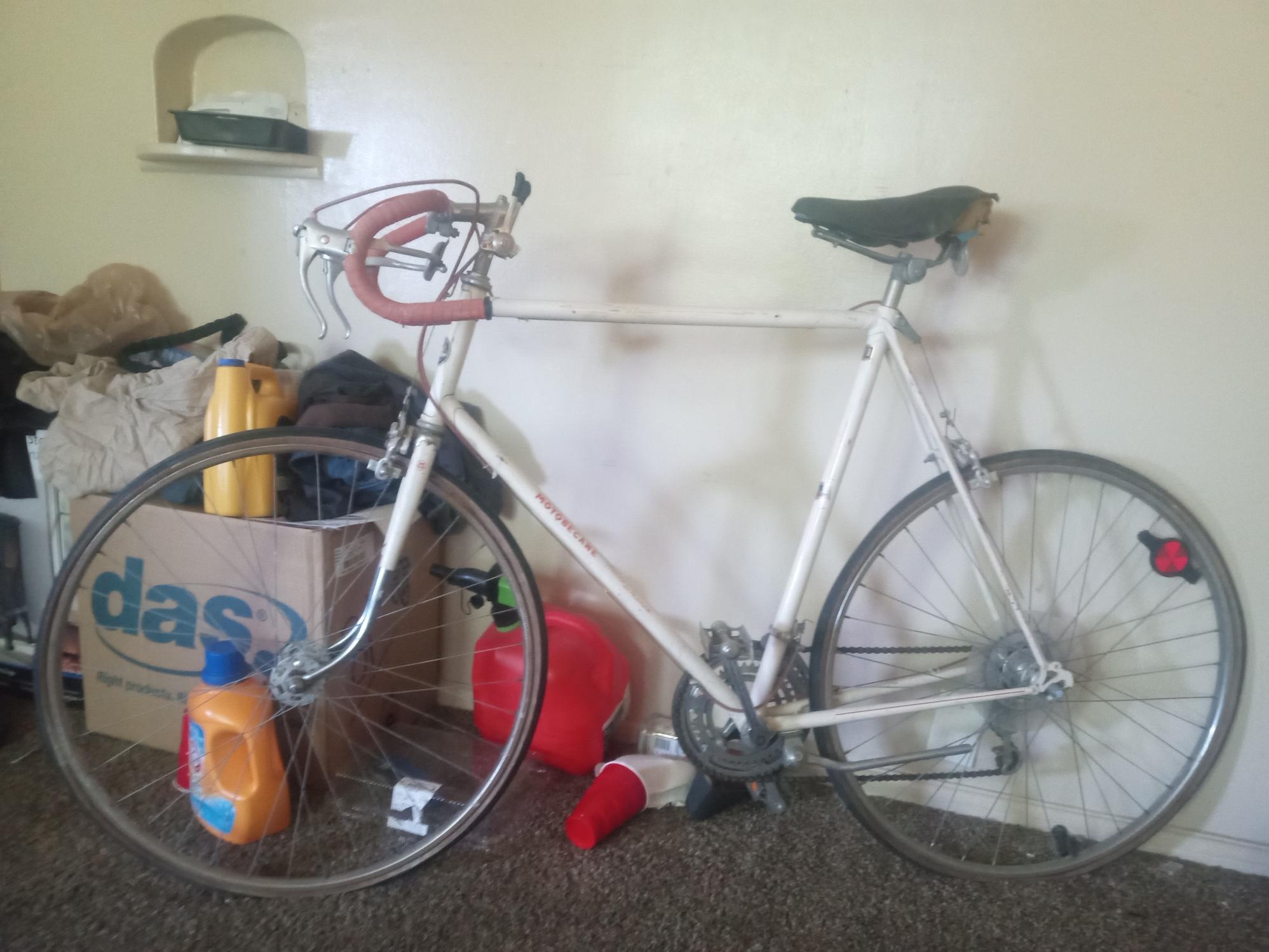 1972 Motobecane Mirage White