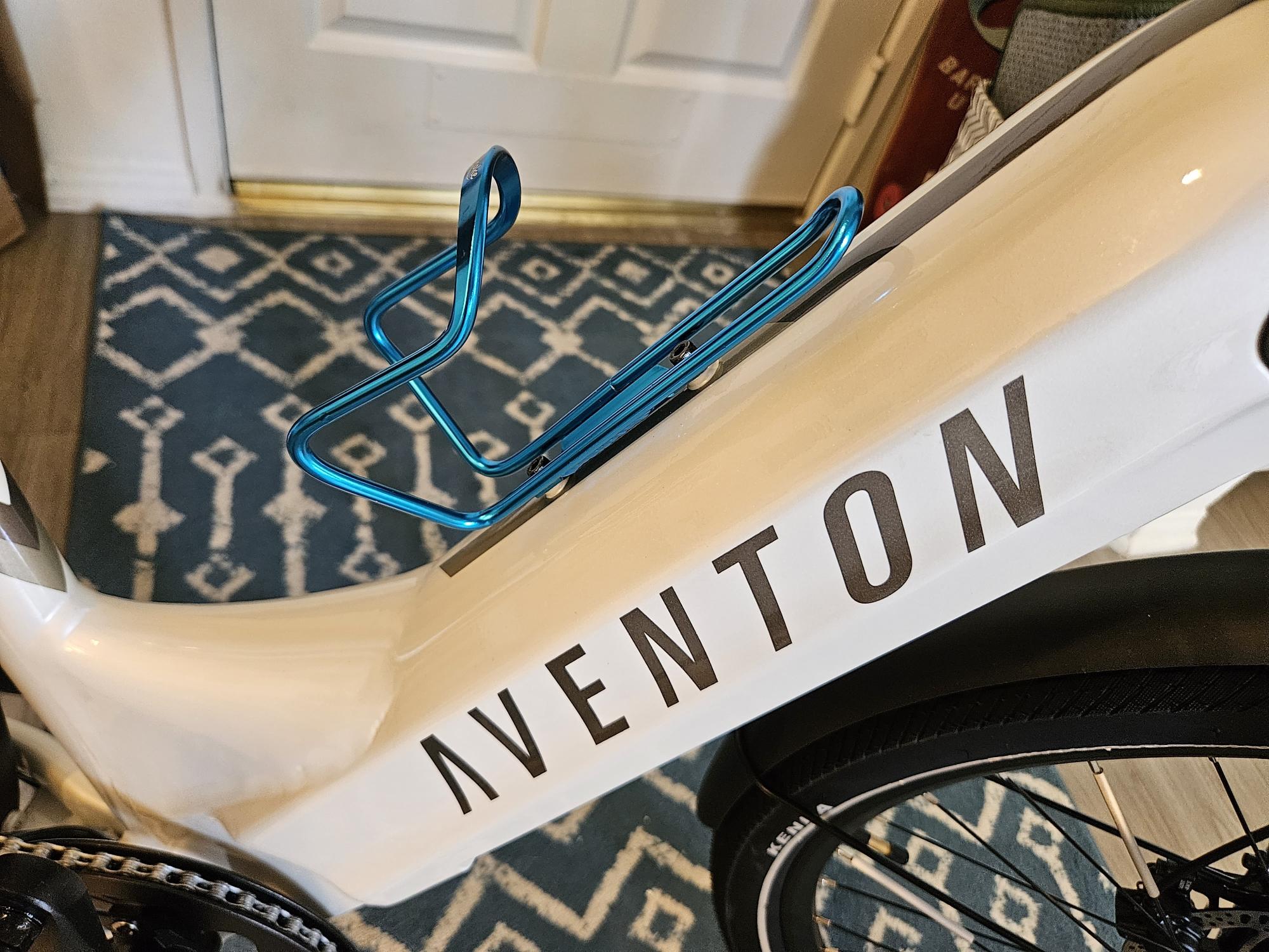 2023 Aventón Level.2 Step-Through Commuter Ebike White