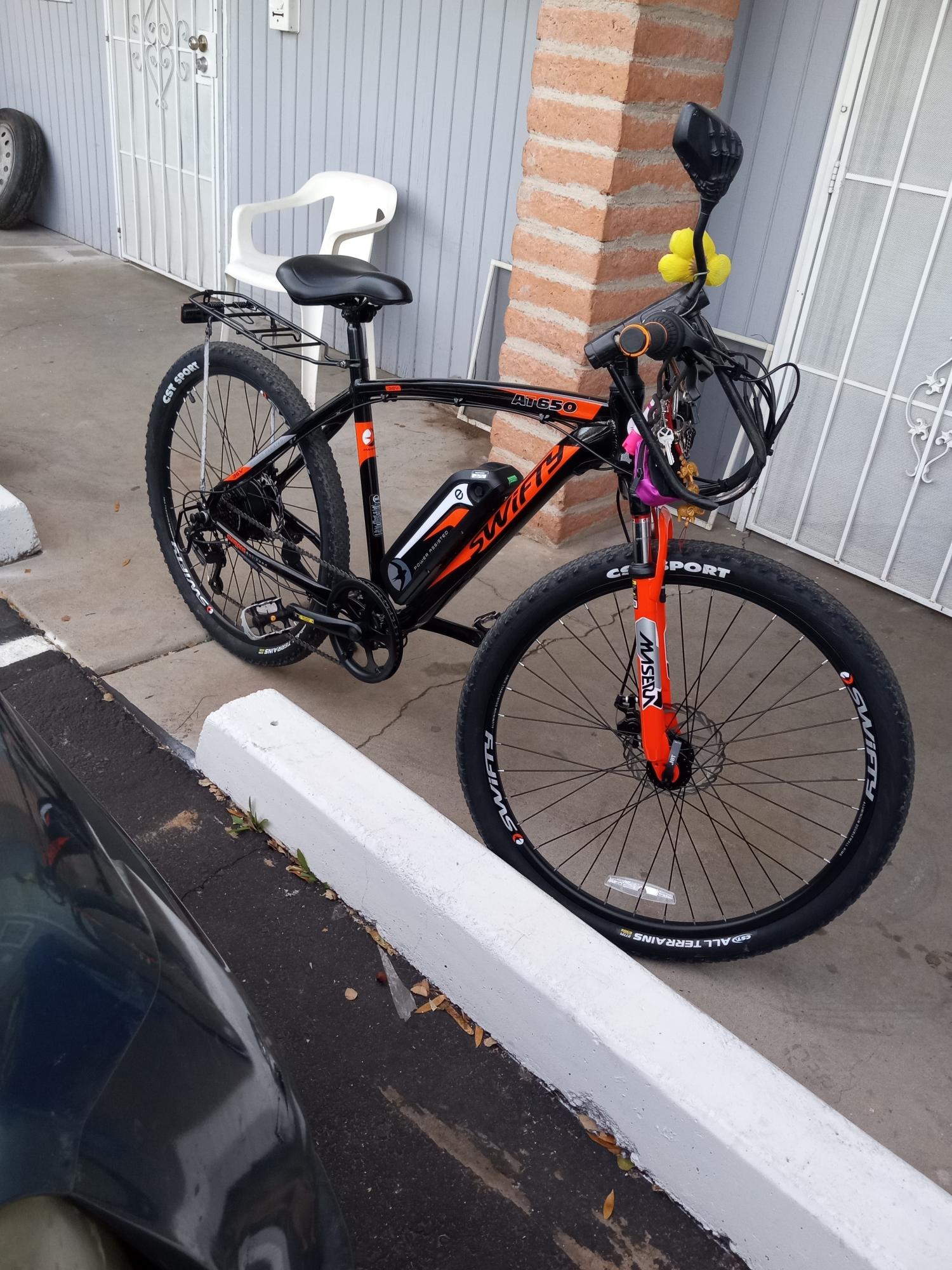 2022 Swifty AT650 Black and Orange