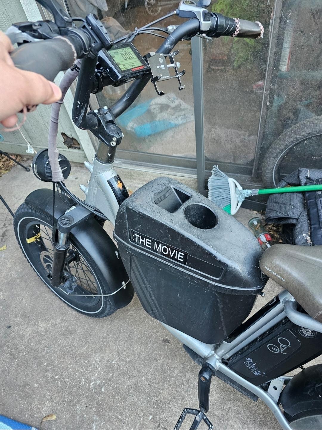 2022 Rad Power Bikes Radrunner Plus Silver, gray or bare metal