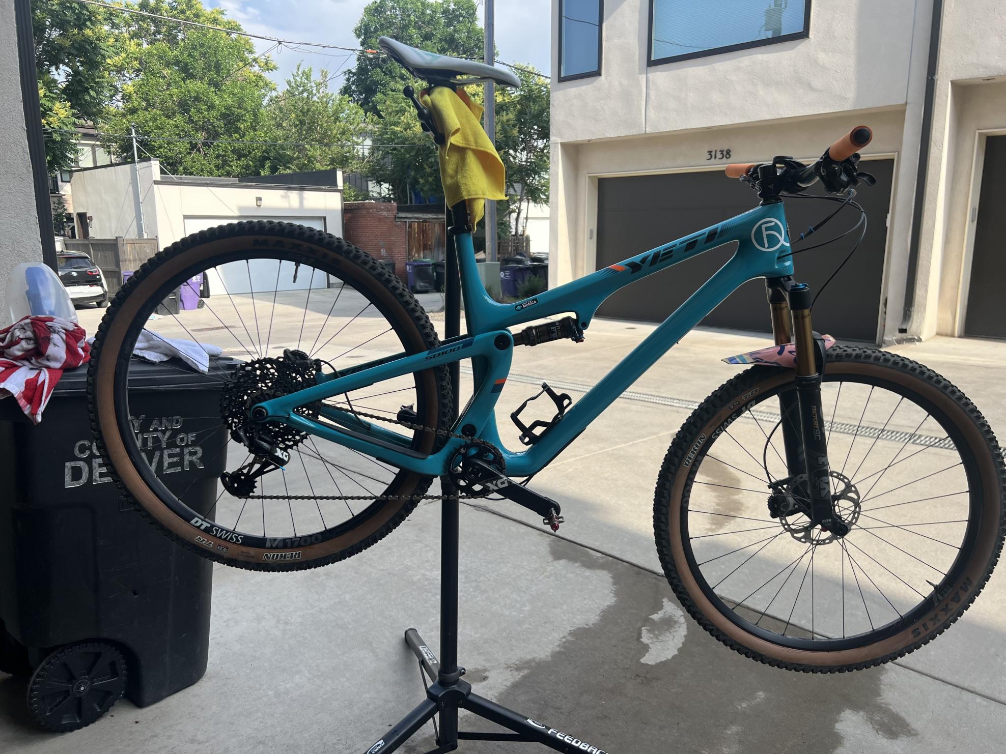 2019 Yeti SB100 Teal