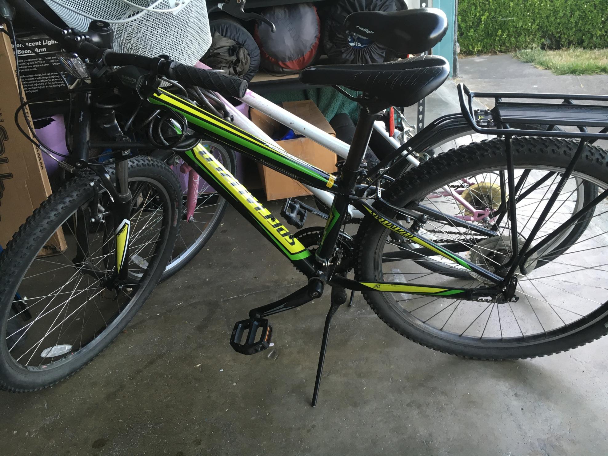 2014 Specialized Hardrock 26 Black and Green