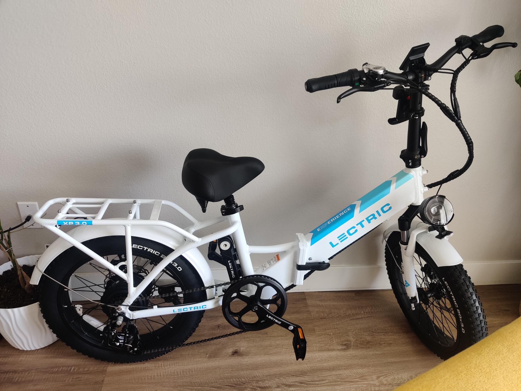 2023 Lectric eBikes STEP-THRU 3.0 LONG RANGE White