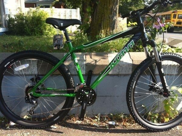 Kona nunu Green