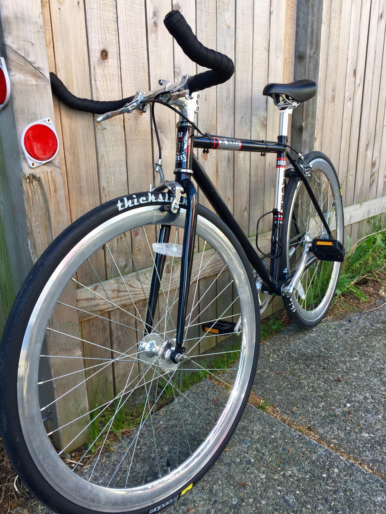 2016 SE Bikes Lager Black, Silver or Gray, and Red