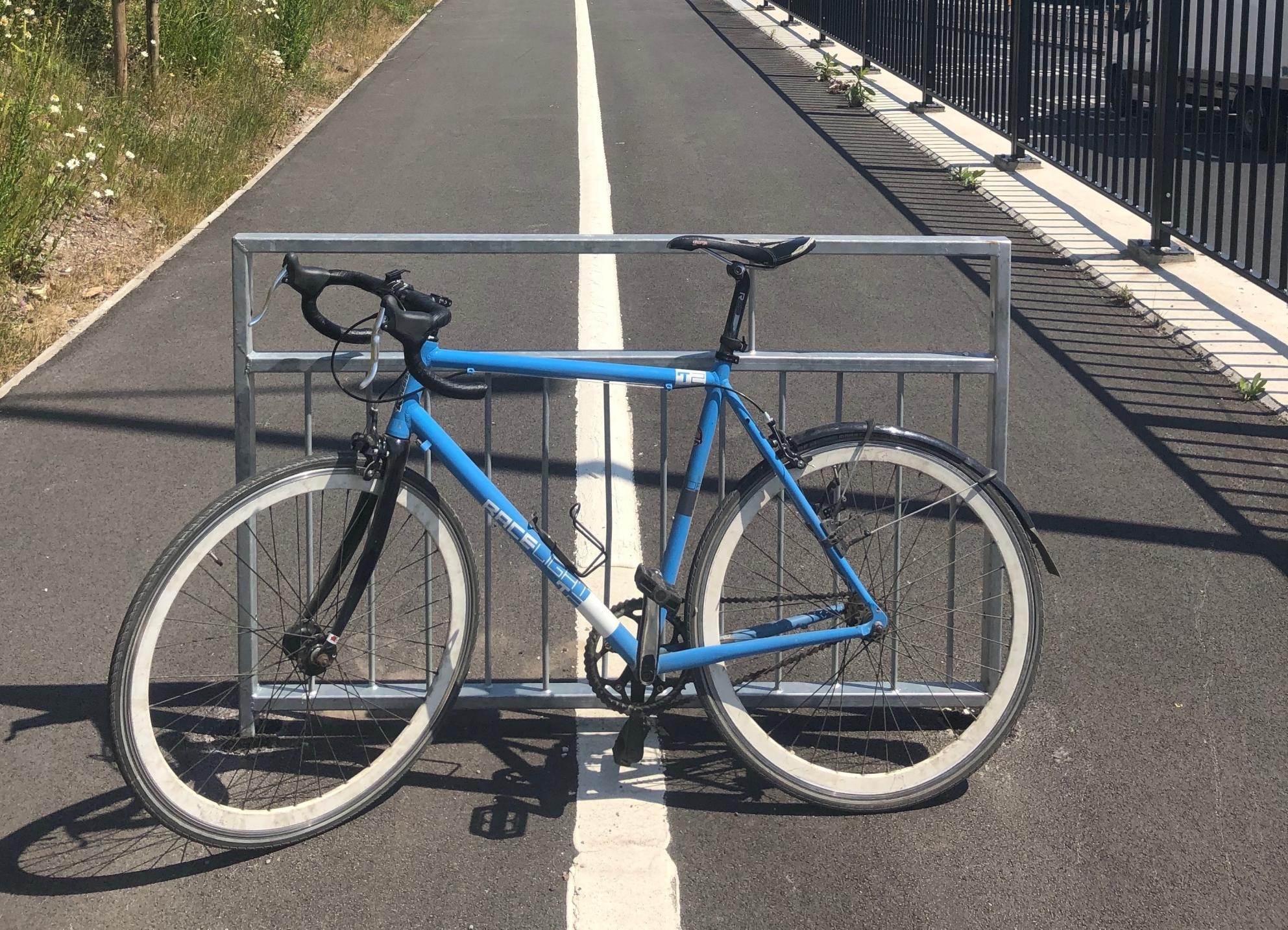 2012 Kinesis Racelight T2 Blue and White