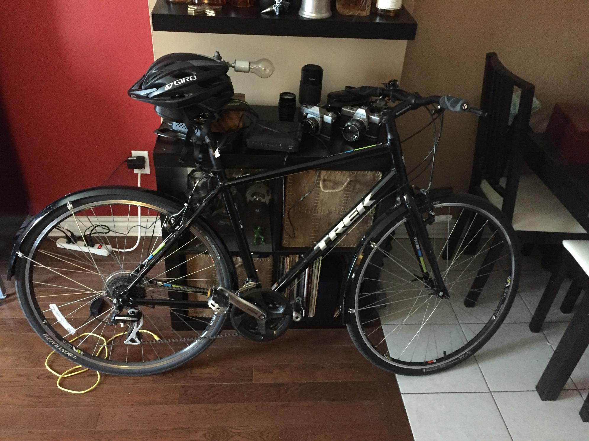 2016 Trek 7.2 FX Black, Green, and Blue