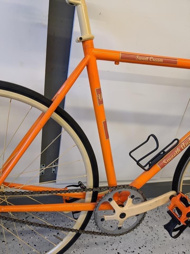 2016 Windsor Windsor Clockwork Fixed Gear in 53cm Orange