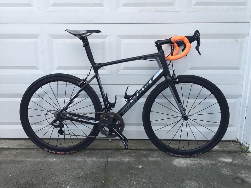 2014 Giant Defy Advanced SL 0 Black and Silver or Gray