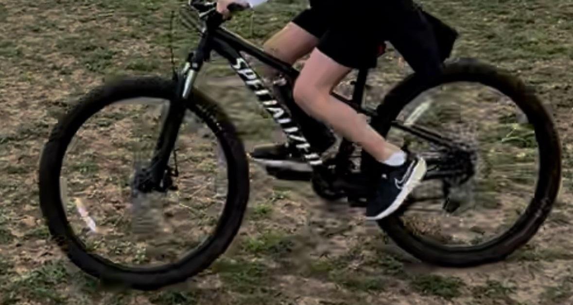 2024 Specialized 27.5 Black