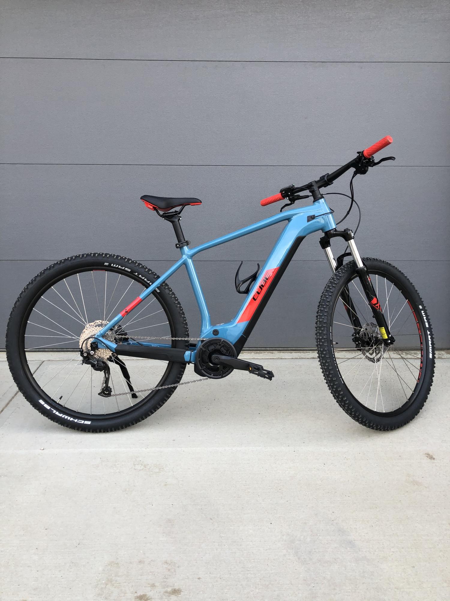 2021 Cube Reaction Performance E500 Blue