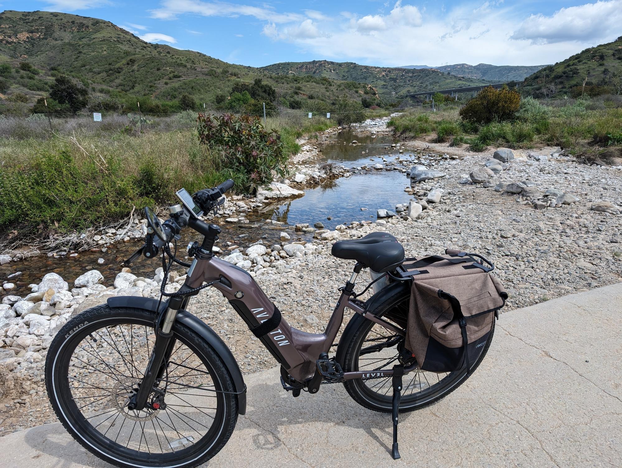 2021 Aventón Level Commuter Purple