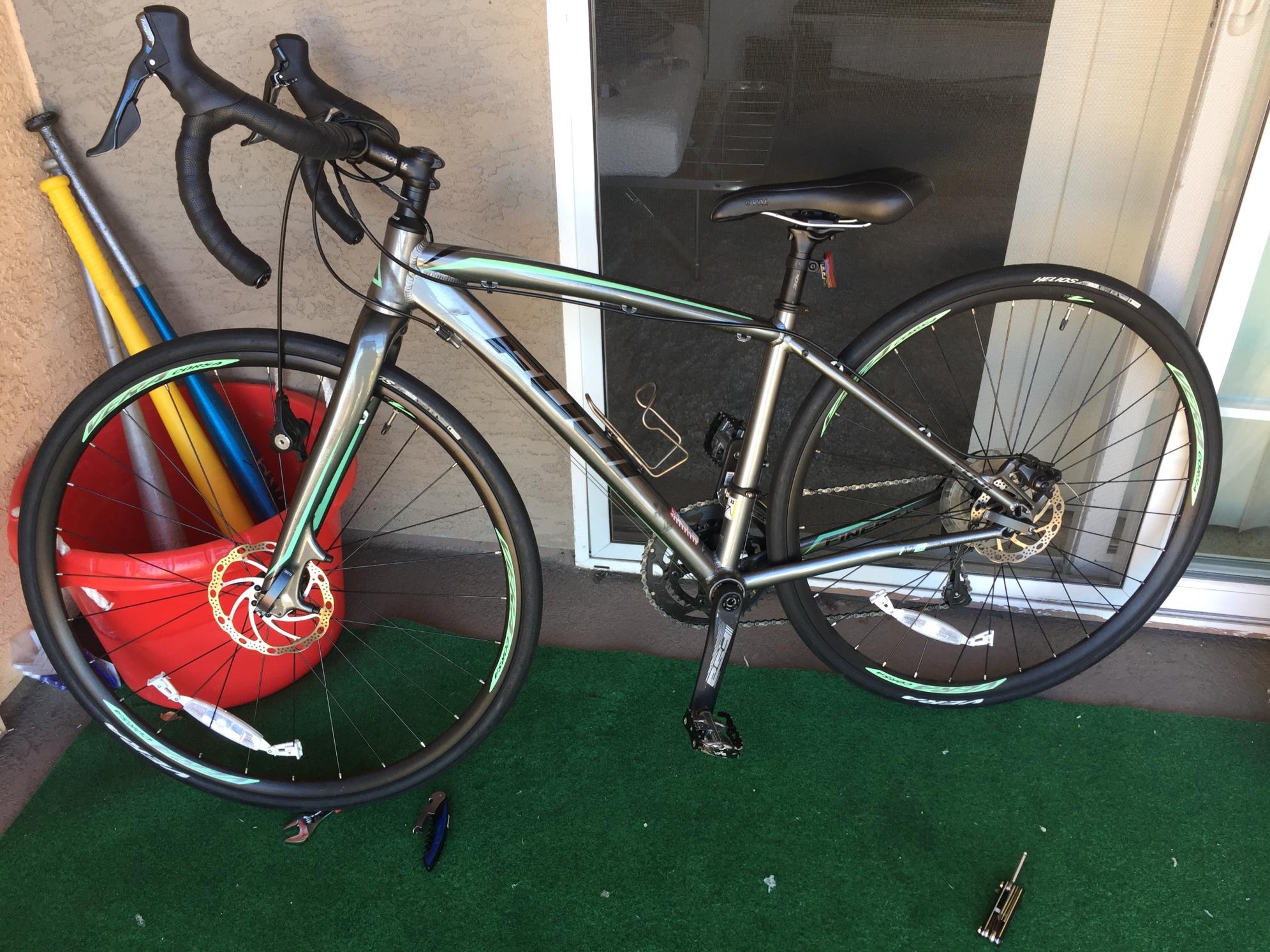 2016 Fuji Finest 2.0 LE Silver or Gray and Teal