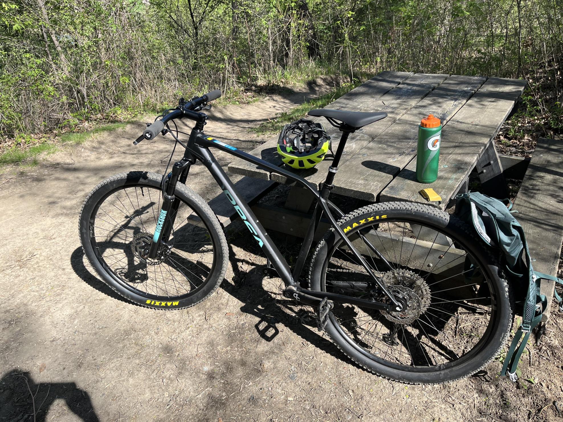 2021 Orbea ALMA H50 L NEG-VER Black and Blue