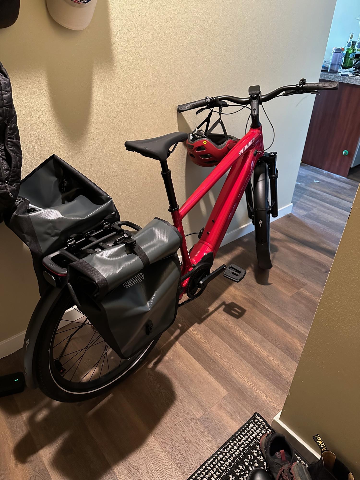 2023 Specialized Turbo Vado 5.0 IGH Red