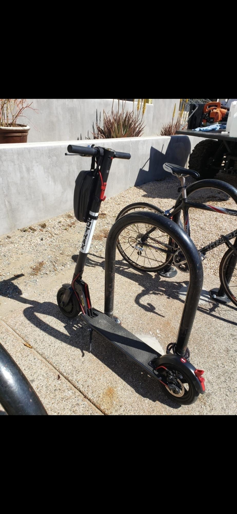 GOTRAX Rival e-scooter Black
