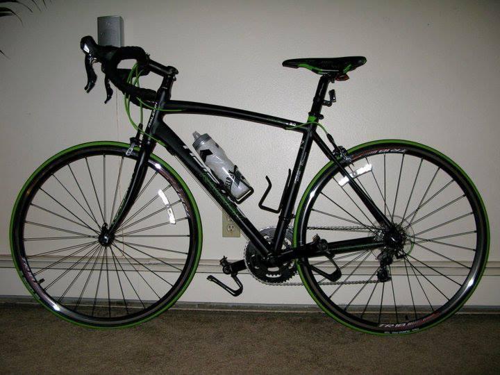 2011 Raleigh Revenio 3.0  Black